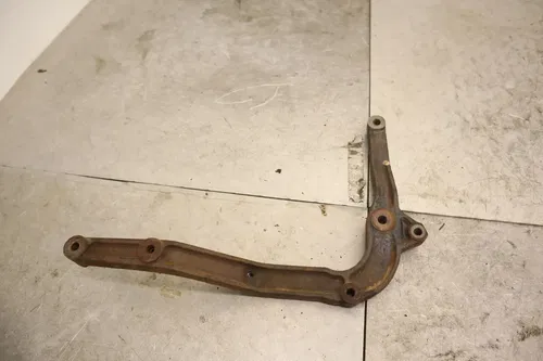 1999 HONDA SHADOW ACE 1100 VT1100C2 OEM MUFFLER EXHAUST PIPE BRACKET MOUNT