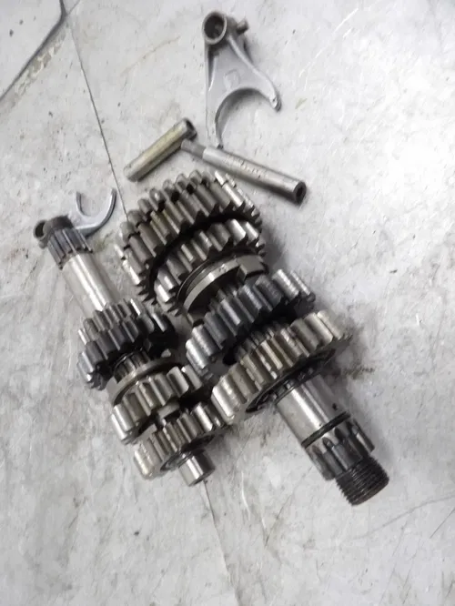 2008 KAWASAKI KX450F OEM ENGINE TRANSMISSION TRANNY ASSEMBLY GEARS SHAFTS