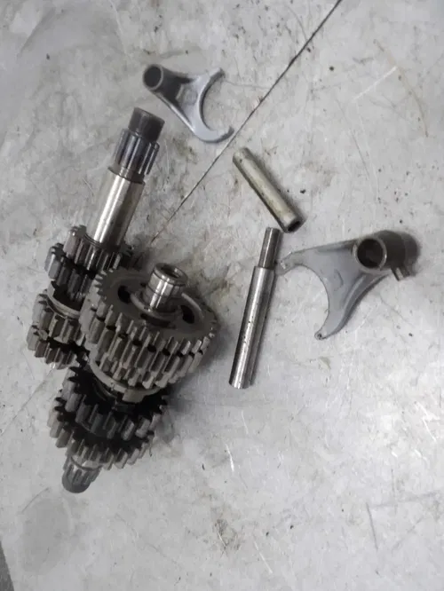 2008 KAWASAKI KX450F OEM ENGINE TRANSMISSION TRANNY ASSEMBLY GEARS SHAFTS