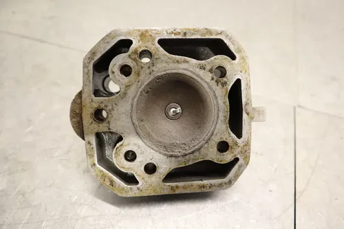 1986 KAWASAKI KX125 ENGINE MOTOR CYLINER HEAD COVER 11001-1190