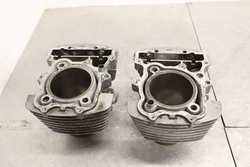 1992 HONDA SHADOW 1100 VT1100C OEM ENGINE TOP END CYLINDER HEAD 12100-MM8-680