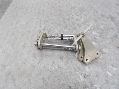 2009 KAWASAKI KX450F OEM ENGINE MOTOR MOUNT STAY BRACKETS