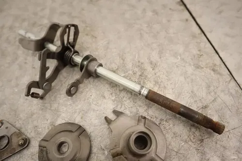 1988 YAMAHA MOTO 4 YFM200DX OEM SHIFTER SHIFT SHAFT