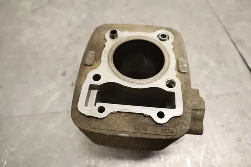 2017 KAWASAKI KLX140L KLX140BHF ENGINE MOTOR CYLINDER HEAD 98111-0024