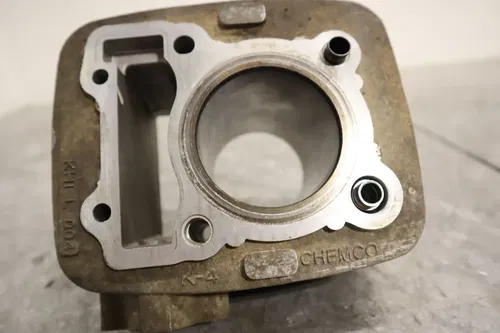 2017 KAWASAKI KLX140L KLX140BHF ENGINE MOTOR CYLINDER HEAD 98111-0024