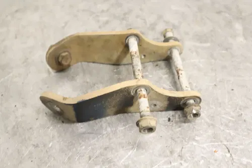 2005 POLARIS PREDATOR 500 MOTOR ENGINE MOUNT STAY BRACKET 5248316