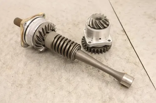 2004 KAWASAKI KFX700 V FORCE OEM OUTPUT DRIVE SHAFT BEVEL GEARS