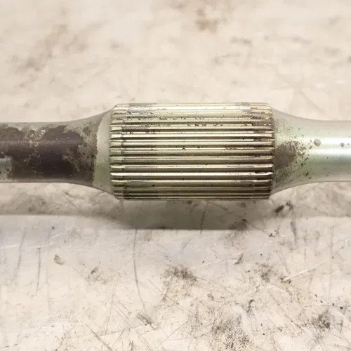 1999 Yamaha Grizzly 600 YFM600FWA 4x4 OEM REAR AXLE BACK WHEEL PIVOT BOLT AXLE