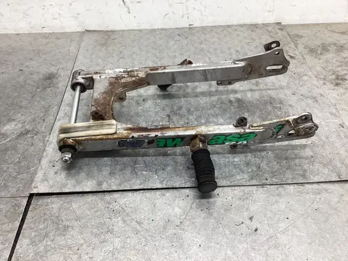 1997 Kawasaki KE100 OEM SWINGARM SWING ARM SUSPENSION 33001-1118
