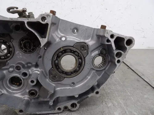 YAMAHA 2001 WR250F YZ250F LEFT ENGINE MOTOR CRANKCASE CRANK CASES BLOCK