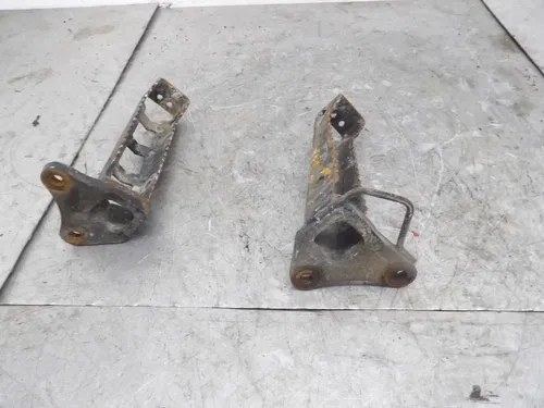 2004 04 Yamaha YFZ450 Foot Pegs Left and Right OEM 5TG-27411-01-00