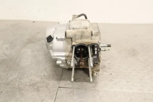 2001 YAMAHA TTR90 OEM LEFT RIGHT ENGINE MOTOR CRANKCASE CRANK CASES BLOCK