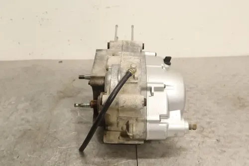 2001 YAMAHA TTR90 OEM LEFT RIGHT ENGINE MOTOR CRANKCASE CRANK CASES BLOCK