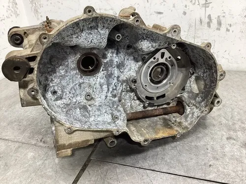 2004 Yamaha Kodiak 450 YFM450FA 4x4 OEM ENGINE MOTOR CRANKCASE CRANK CASES BLOCK