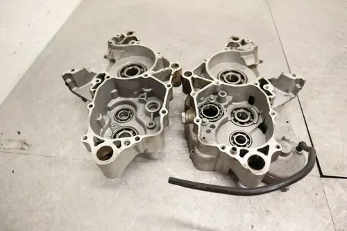 1990 KAWASAKI KX125 OEM LEFT RIGHT ENGINE MOTOR CRANKCASE CRANK CASES BLOCK