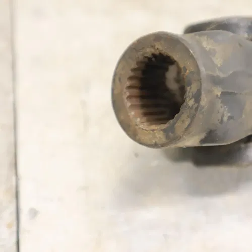 2002 Polaris Sportsman 500 4x4 HO OEM FRONT FINAL DRIVE SHAFT U JOINT YOKE
