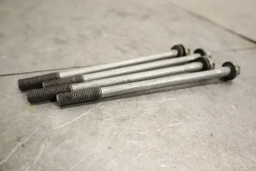 2010 YAMAHA YFZ450X OEM ENGINE CYLINDER HEAD BOLTS HARDWARE MOTOR SCREWS