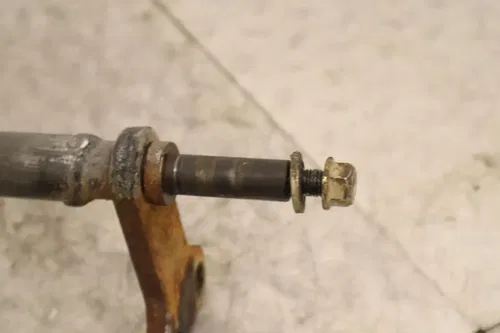 1988 YAMAHA MOTO 4 YFM200DX OEM STEERING COLUMN STEM POST