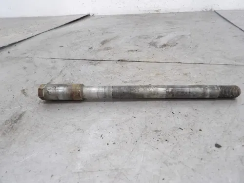 1986 YAMAHA YZ125 FRONT WHEEL AXLE BOLT SHAFT SPACER NUT 4GY-25181-00-00