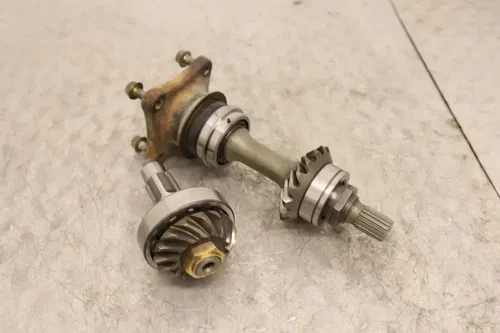 1996 ARCTIC CAT BEARCAT 454 4X4 OEM OUTPUT DRIVE SHAFT BEVEL GEARS