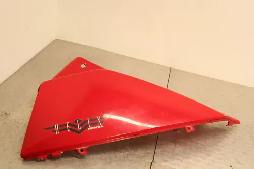 HONDA HELIX 250 1986 1987 / 96-00 OEM RIGHT FRONT SIDE SEAT SADDLE PANEL TRIM