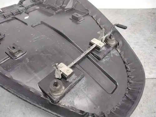 2004 SUZUKI TWIN PEAKS 700 LTV700F 4X4 OEM FRONT REAR SEAT SADDLE