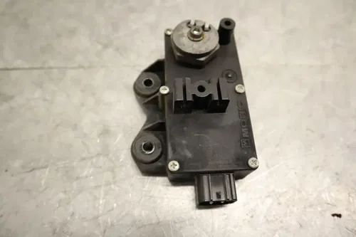 YAMAHA VMAX 1700 YZF R6 R6S OEM EXHAUST VALVE SERVO MOTOR 2C0-85820-00-00