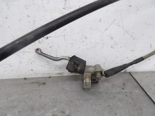 1999 96-00 Suzuki RM250 RM125 RM 250 Front Brake Caliper Bracket Master Cylinder