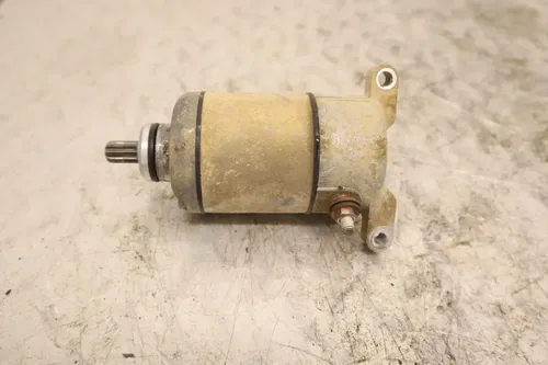 1999 Kawasaki Bayou 220 KLF220A OEM ENGINE STARTING STARTER MOTOR -DC 12V