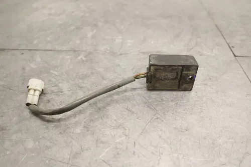 KAWASAKI OEM KLX250 RECTIFIER VOLTAGE REGULATOR 21066-1072