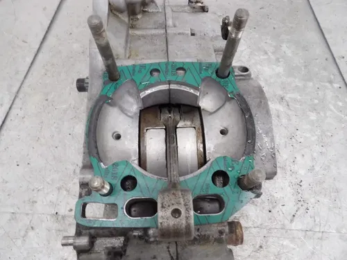 2000 RM250 RM 250 Engine Crankcase Set Crankshaft Transmission Gearbox