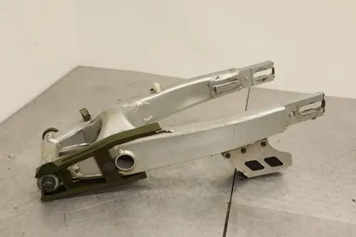 99-06 YAMAHA TTR250 OEM SWINGARM SWING ARM SUSPENSION 5GF-22110-00-00