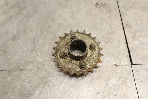 2006 KAWASAKI KFX80 OEM REAR BACK WHEEL RIGHT LEFT HUBS HUB SET 41046-S003