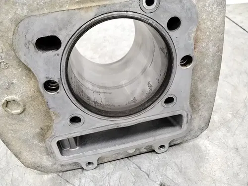 1996 KAWASAKI BAYOU 300 KLF300C 4X4 OEM ENGINE CYLINDER PISTON BLOCK JUG BARREL
