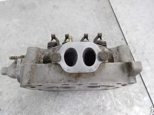 2002 POLARIS SPORTSMAN 700 ENGINE TOP END CYLINDER HEAD ROCKERS 1201657