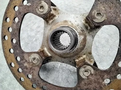2004 SUZUKI TWIN PEAKS 700 LTV700F 4X4 OEM FRONT WHEEL RIGHT OR LEFT HUB