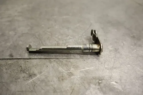 YAMAHA TTR125E TTR125L TTR125LE OEM CLUTCH ARM ACTUATOR 1B2-E6381-00-00