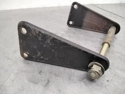 2001 POLARIS SCRAMBLER 90 OEM MOTOR ENGINE MOUNT STAY BRACKET