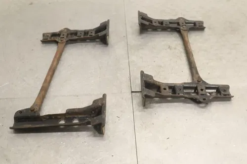 2006 KAWASAKI BRUTE FORCE 750 KVF750B 4X4I OEM LEFT RIGHT FOOTWELL SUPPORT