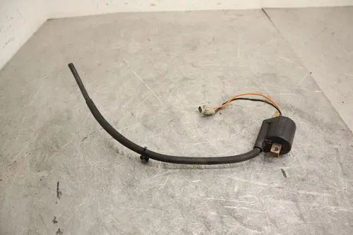 2002 YAMAHA GRIZZLY 660 YFM660F 4X4 OEM IGNITION COIL SPARK PLUG