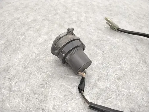 2004 SUZUKI TWIN PEAKS 700 LTV700F 4X4 OEM ACCESSORY SOCKET PLUG OUTLET