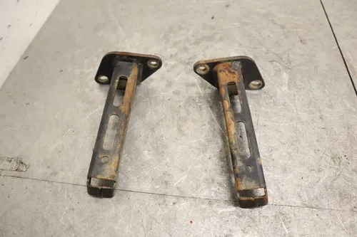 2005 POLARIS PREDATOR 500 OEM LEFT RIGHT FOOT RESTS PEGS STEPS 1013851-067