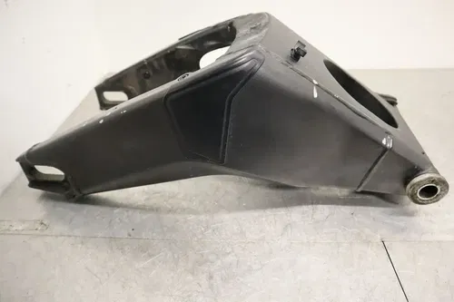 YAMAHA 06-16 YZF R6 2006 R6S OEM REAR SWINGARM BACK SUSPENSION SWING ARM
