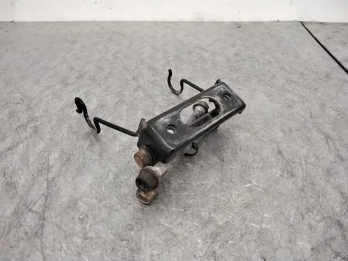 2004 SUZUKI TWIN PEAKS 700 LTV700F 4X4 OEM FRONT DIFFERENTIAL DIFF BRACKET BOLTS