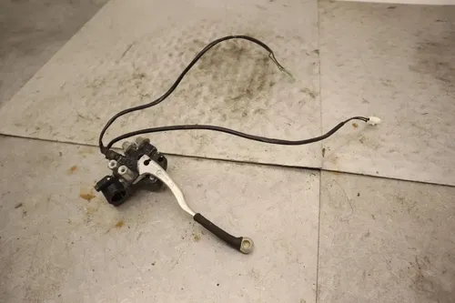 2002 YAMAHA WOLVERINE 350 YFM350FX 4X4 OEM CLUTCH LEVER PERCH MOUNT BRACKET