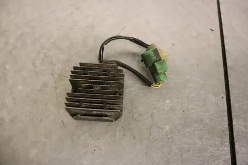 1985-1987 HONDA ATC250SX ATC250ES TRX250 REGULATOR RECTIFIER 31600-HA0-000