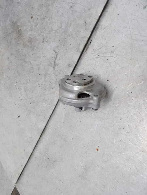 1974 HONDA XR75 OEM ENGINE MOTOR OIL PUMP