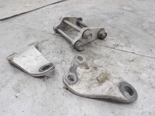 2008 Kawasaki KX450F KX450 KX 450 F 450F Motor Engine Mount Bracket Hanger