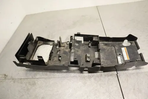 08-16 YAMAHA YZF R6 OEM REAR BACK TAIL UNDERTAIL BATTERY TRAY PLASTIC
