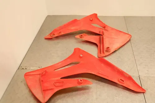 HONDA 2004 CR85R CR85RB TANK SHROUDS LEFT RIGHT BODY